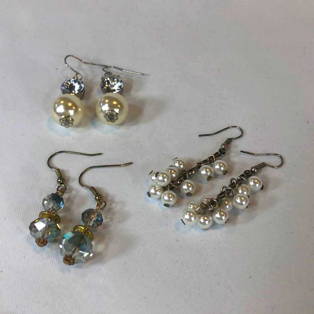 3 Pairs of Fashion Earrings